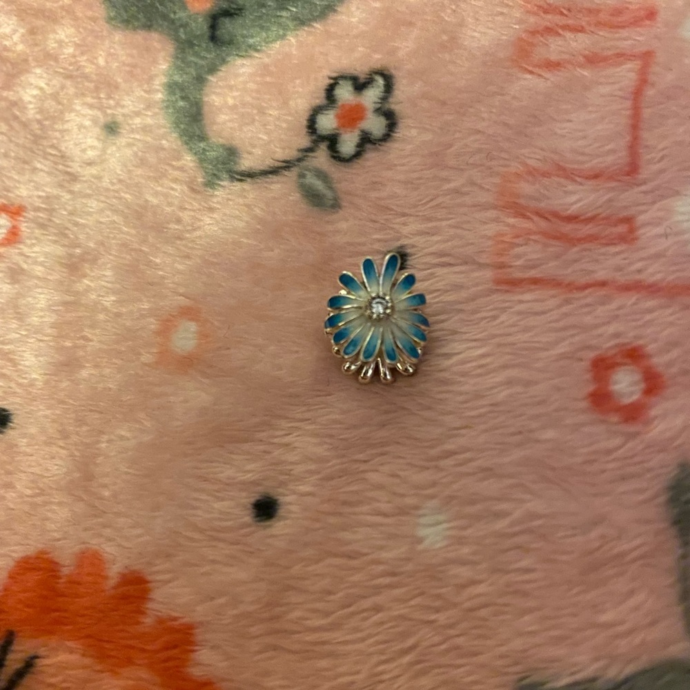 Authentic Pandora Daisy charm! Brand new!